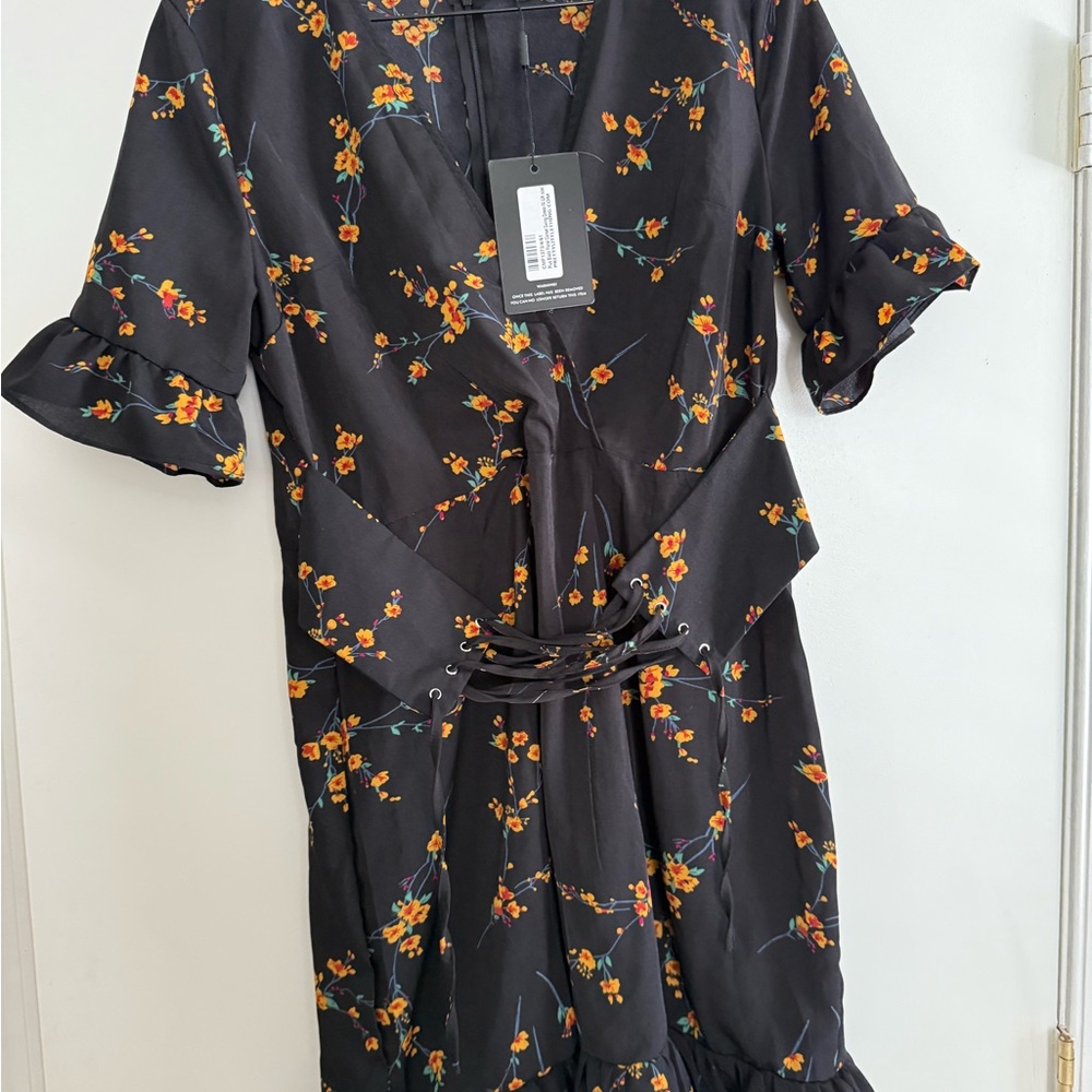 PrettyLittleThing Dark Floral Midi Dress